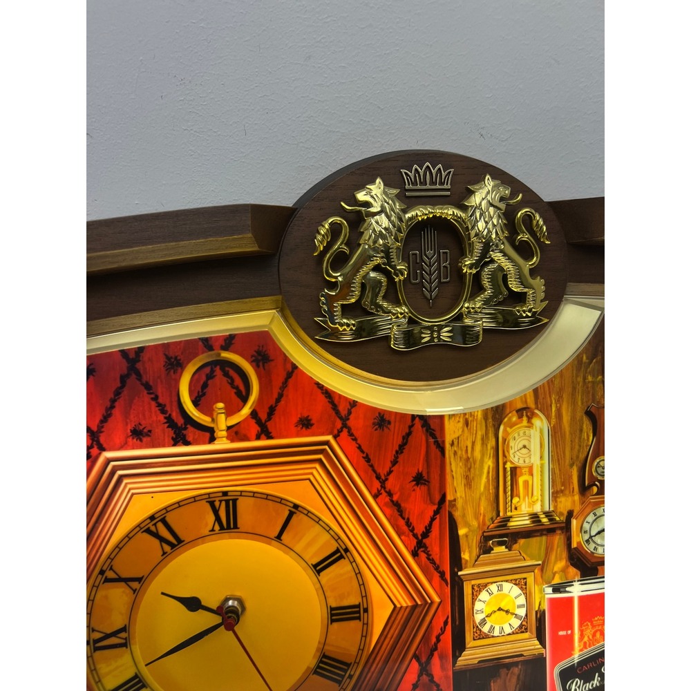 Vintage 1971 Carling Black Label Beer Lighted Wall Clock Sign Bar Decor Man Cave - Picture 3 of 16